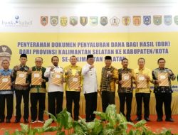 Paman Birin Serahkan Dana Bagi Hasil Rp543 Miliar, Dimanfaatkan untuk Pembangunan ke Masyarakat