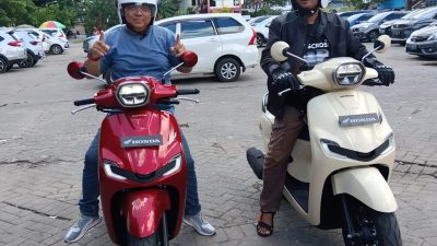Para Jurnalis di Banjarmasin Rasakan Sensasi Matik Pertama Retro Fashionable 160 cc New Honda Stylo