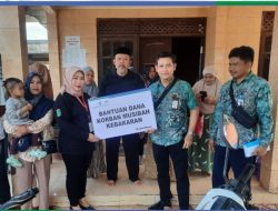 UPZ Bank Kalsel Berikan Bantuan Korban Kebakaran di Desa Berkah Bersama dan Makmur Jaya TanBu