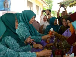 Kolaborasi Disperindag, TP PKK Balangan dan DKP3 Menggelar Pasar Murah di Kecamatan Lampihong