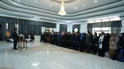 Bupati HST, H Aulia Oktafiandi saat melantik 83 Pejabat di Pendopo Bupati, Kamis (21/03/2024)