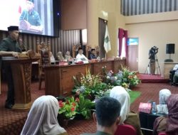 Pemkab Tanbu Sampaikan Dua Usulan Raperda Pada Paripurna DPRD