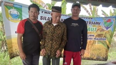 Bank Kalsel Bantu Bedah Rumah Asmuri di-Kecamatan Kurau