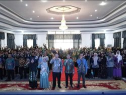 Peningkatan Rapor Pendidikan, Bupati HST Naikan Insentif Puluhan Tutor Pendidikan Kesetaraan