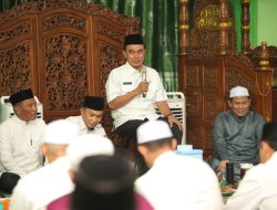 Safari Ramadan Bupati Tanbu Abah Zairullah Berakhit di Kecamatan Simpang Empat