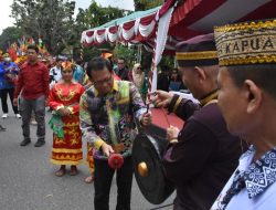 Ribuan Peserta Semarakkan Pawai Karnaval Budaya