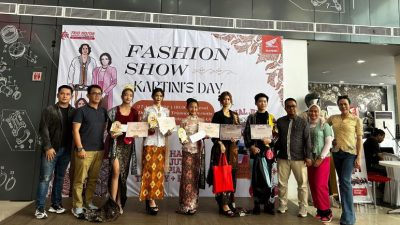 Trio Motor Perintis Rayakan Hari Kartini Lewat Peragaan Busana