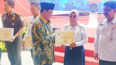 Dispersip Kalsel Raih Penghargaan pada Peringatan Hani 2024