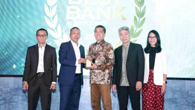 Bank Kalsel Raih 5 Penghargaan Sekaligus Pada Best Bank In Service Excellence
