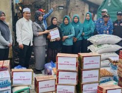 Bupati Balangan dan Ketua TP PKK Berikan Bantuan Bagi Korban Kebaran di Paringin