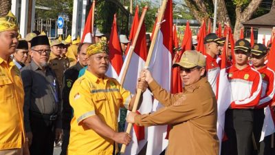 Pemkot Banjarmasin Canangkan Gerakan Nasional Pembagian 10 Juta Bendera Merah Putih