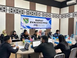Dinas Kominfosp Tanbu Lakukan Rapat Evaluasi PPID