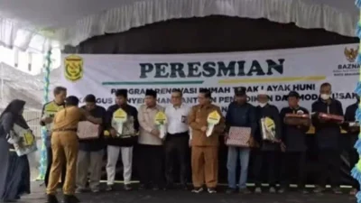 UPZ Bank Kalsel Bersama Baznas Kota Banjarmasin, Berikan Bantuan Perabotan Rumah