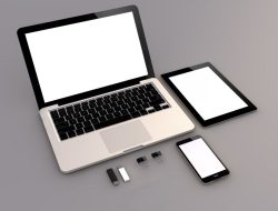 Tablet atau Laptop, Mana Nih yang Cocok Buat Kegiatan Harian?