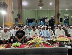 Calon Bupati HST Aulia Oktafiandi Hadiri Maulid di Pemangkih Seberang