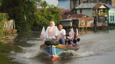 Calon Walikota Dan Wakil Walikota Banjarmasin, Yamin - Ananda Pantau Langsung Kondisi Sungai Bersama Relawan