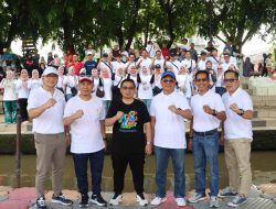 Permudah Transaksi, Bank Kalsel Launching Penggunaan QRIS Bagi Pedagang Pasar Terapung Kota Banjarmasin