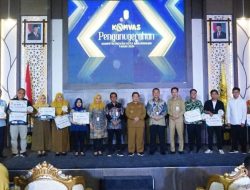 Apresiasi Keterlibatan Pentahelix Dalam Pembangunan, Banjarmasin Berikan Anugerah Komvas