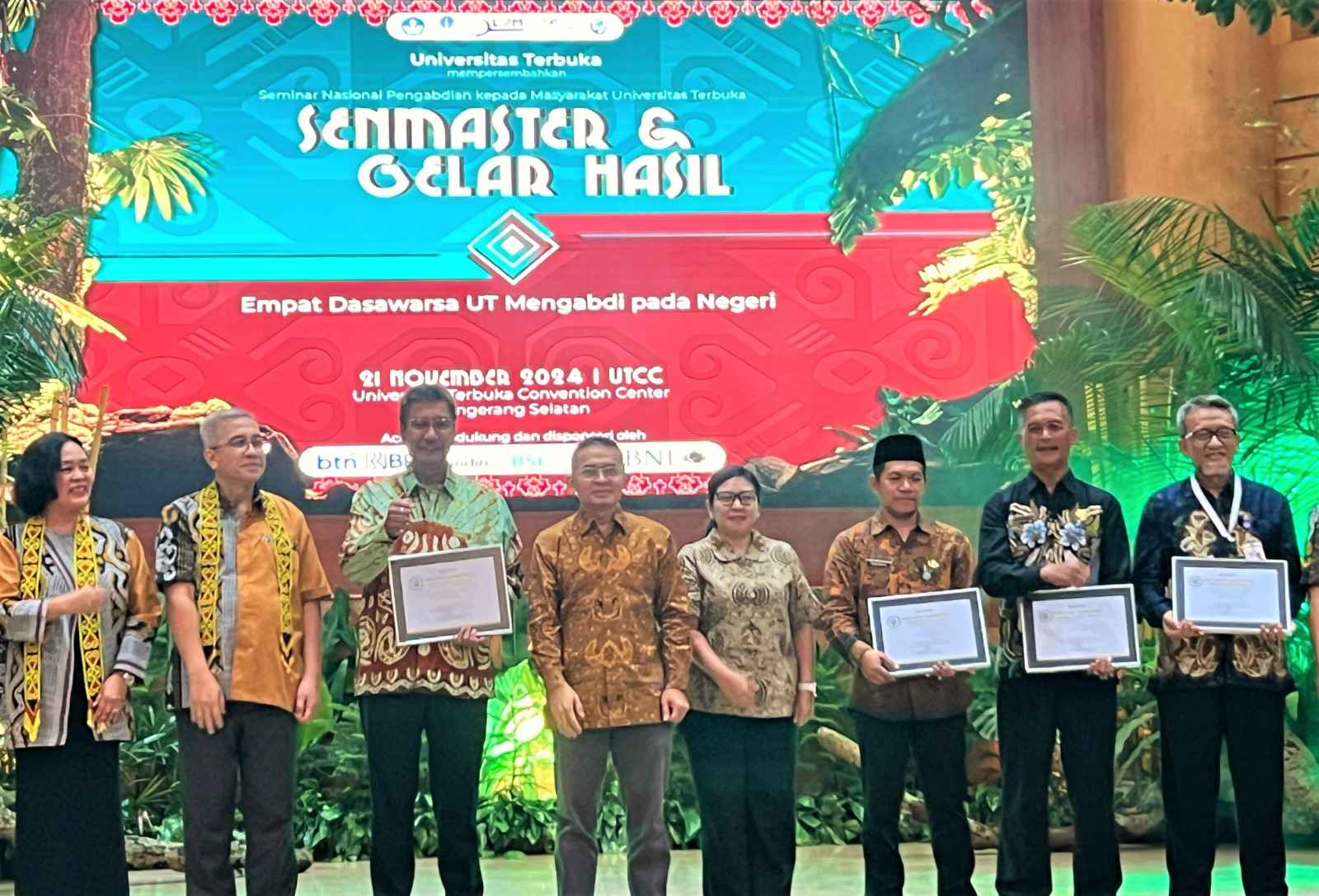 Dosen UT Banjarmasin Raih Anugerah Cakravidya di SENMASTER 2024