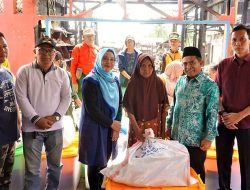 Pemko Banjarmasin Bantu Korban Kebakaran di Gang Sekata