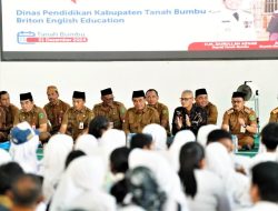 Program Sekolah Berbasis Bahasa Inggris Resmi di Tutup Bupati Zairullah
