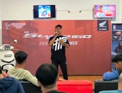 Satrio Biru Ciptakan Suasana Ceria Lewat Stand Up Comedy Competition
