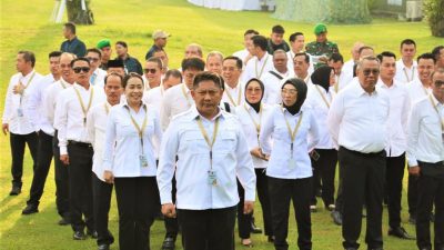 Menyala! Bupati HST Bang Rizal jadi Komandan Kompi Retret Kepala Daerah