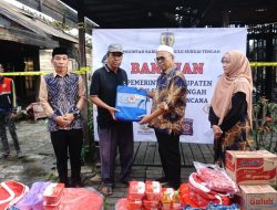 Wabup HST Gusti Rosyadi Elmi Salurkan Bantuan untuk Korban Kebakaran di Komplek DPRD