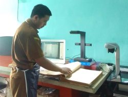 Jaga Kelestarian Arsip, Dispersip Kalsel Digitalisasi Dokumen Langka