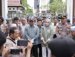 Tolak Angkutan Tambang, Massa SAKUTU Gelar Aksi di DPRD Kalsel
