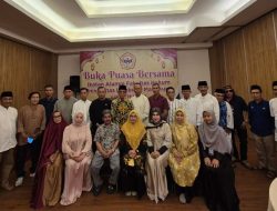 Almarhum Amir Hamzah, Wartawan Senior di Mata Fauzan Ramon