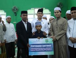 Safari Ramadhan Bupati Andi Rudi Latif Berikan Bantuan kepada Anak Tahfidz Al-Qur’an, Dai Daerah, Karpet Mesjid dan Marbot