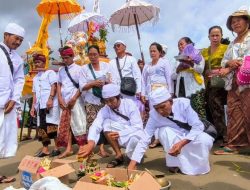 Pemkab Tanbu Dukung Kegiatan Keagamaan Pesona Melasti 2025