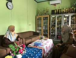 Kembangkan Bersama Peningkatan Literasi, Plt. Kadispersip Kalsel Kunjungi SLB di Banjarmasin