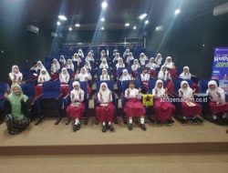 SDN Syamsudin Noor Berwisata Literasi di Perpustakaan Palnam