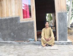Nenek Kurba Bahagia, Rumahnya Rampung Rehab Berkat TMMD Kodim 1002 HST