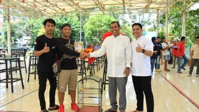 Bupati HSS Dukung Lomba Kicau Burung di Kandangan, Kenari Juara Jadi Perhatiannya