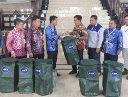 Kolaborasi Atasi Sampah, PT AKR Serahkan Composter ke Pemkot Banjarmasin