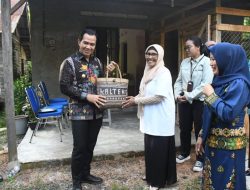Bupati Pulang Pisau Kunjungi UMKM Lokal di Desa Saka Kajang