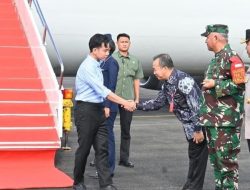 Wapres Gibran Tinjau Pasar di Tabalong, Disambut Pj Sekdaprov Kalsel