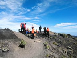Evakuasi Pendaki Brasil di Gunung Rinjani Terkendala Medan dan Cuaca Ekstrem