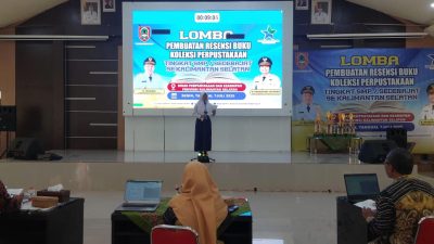 Pelajar SMP Adu Kemampuan Literasi di Lomba Resensi Buku Dispersip Kalsel