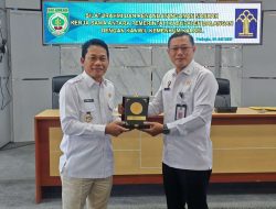 Kemenkum Kalsel Serahkan Surat Pencatatan Ciptaan, Bupati Balangan Abdul Hadi : Semangat Bagi Daerah Terus Ciptakan Inovasi