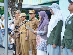 Wali Kota Banjarmasin Serahkan Anak ke Sekolah, Teladani Keterlibatan Orang Tua dalam Pendidikan