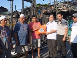 Kebakaran di Higa Gunung Hanguskan 3 Rumah, Pemkab Kotabaru Tinjau Lokasi dan Salurkan Bantuan