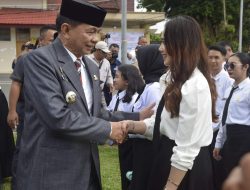 Bupati Bartim Serahkan SK kepada 1.741 ASN Baru, Dorong ASN Adaptif dan Berintegritas