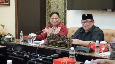 Firman Yusi Pimpin Bapemperda DPRD Kalsel Studi ke Jawa Timur untuk Tingkatkan Fungsi Evaluasi Perda