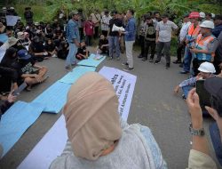 Bersama Warga Mantuil, Pelindo Regional III Subregional Kalimantan Perkuat Dialog dan Kepedulian Sosial