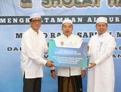 Bank Kalsel Salurkan 7.000 Sajadah untuk Batamat Al-Qur’an dan Salat Hajat HUT Kalsel ke-75