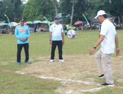 Liga Desa Bamban 2025 Resmi Dibuka, Wabup HSS Tendang Bola Pertama